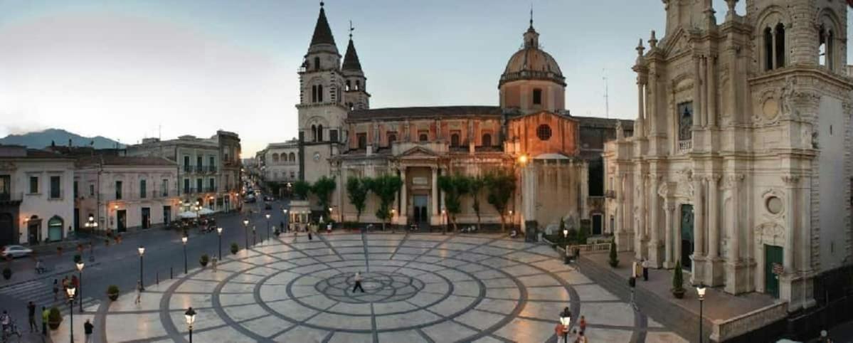 Casa Ubaruni Villa Acireale Buitenkant foto